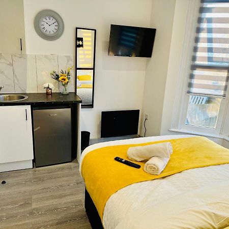 Comfy Guest House London Exterior photo
