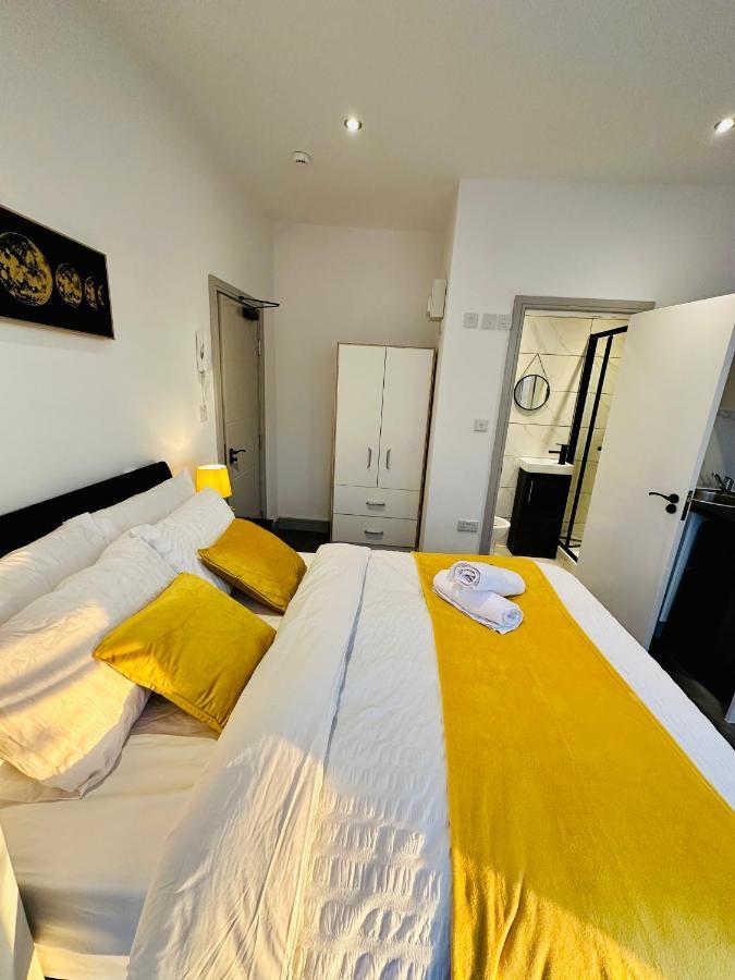 Comfy Guest House London Exterior photo